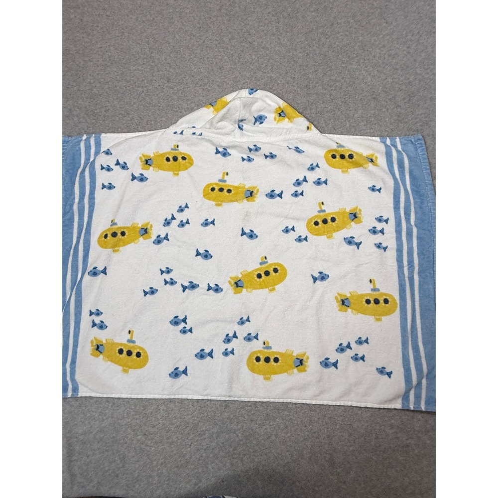Pottery Barn Kids Yellow Submarine Hooded Beach Towel Blue Fish 100% Cotton